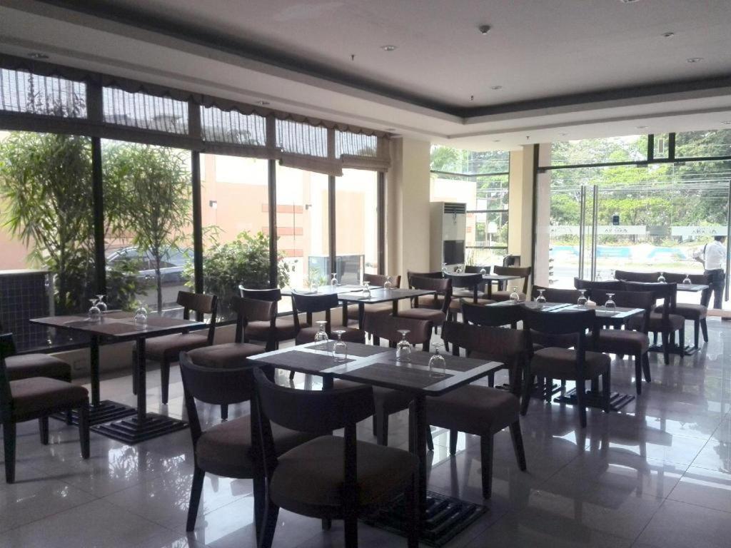Hotel Ariana Bauang Exterior photo