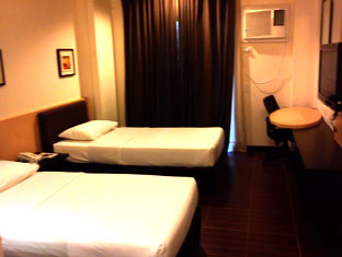 Hotel Ariana Bauang Exterior photo